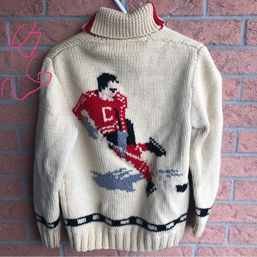 Vintage Men's Cream and Red Soccer Knit Sweater